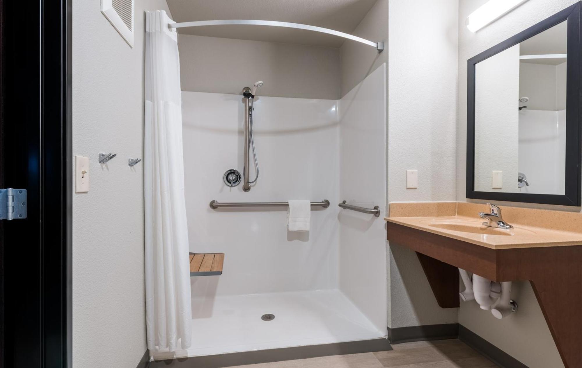My Place Hotel-Grand Forks, Nd Стая снимка